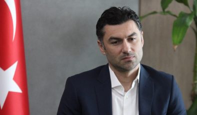 Burak Yılmaz, Kayserispor’la sözleşme imzaladı