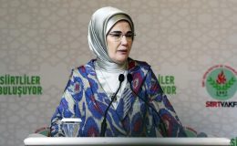 Emine Erdoğan Siirtli kadınlarla bir araya geldi