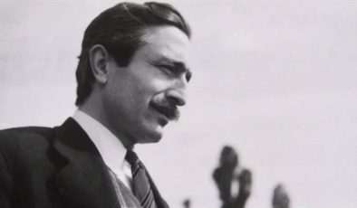 Zarif ve duygu yüklü şiirlerin naif şairi: Özdemir Asaf