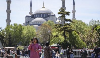 AK Parti’den turist rehberleri ve seyahat acentelerine ilişkin kanun teklifi