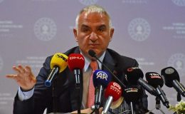 Mehmet Nuri Ersoy: Seçimlerde adaylarınızdan mutlaka turizm master planlarını isteyin