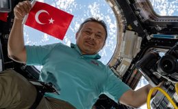 Türkiye Yüzyılı’nda Alper Gezeravcı’dan rekor: İşte nefes kesen yolculuğun detayları