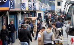 Bayram tatili başladı: Şehirler boşaldı, otogarlar doldu