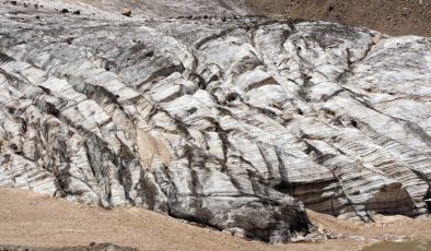 Küresel ısınma tehlikesi: Cilo buzulları eriyor