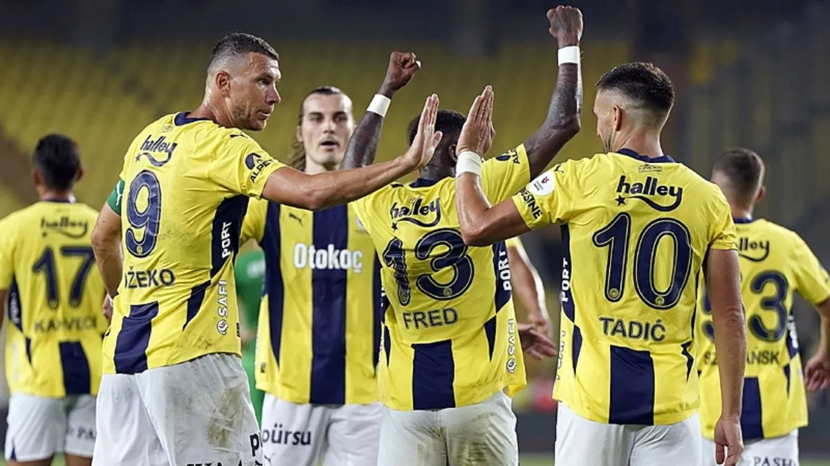 Fenerbahçe’de Alanyaspor maçı kamp kadrosu açıklandı!