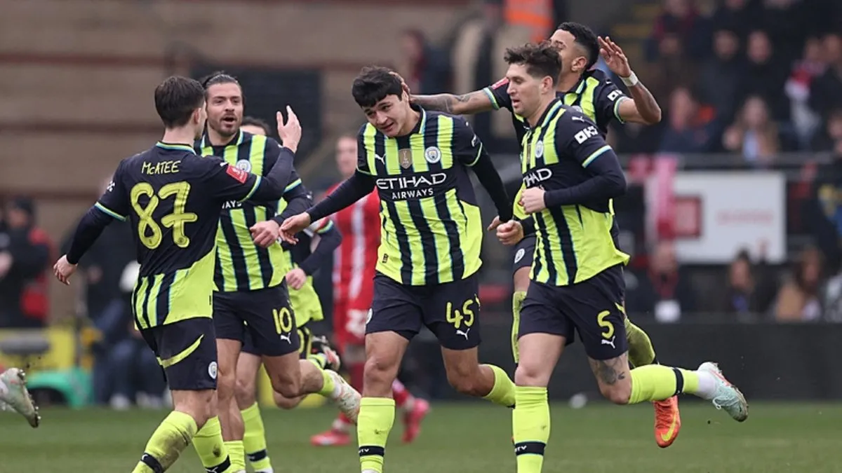 Manchester City zor da olsa turladı!