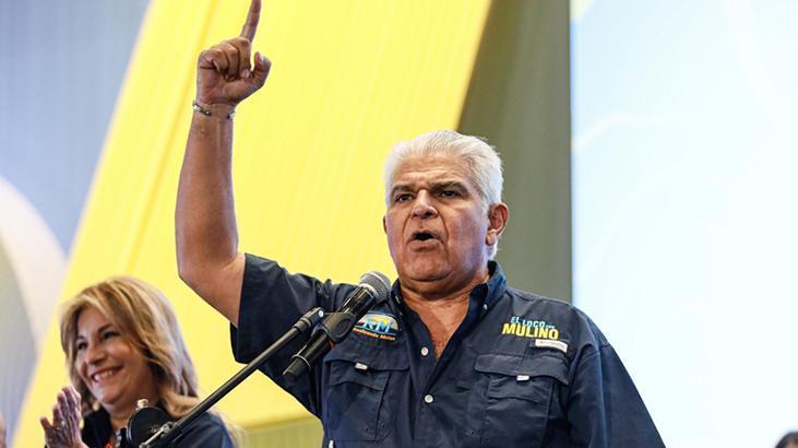 Panama liderinden, ABD’nin “Kanal’dan ücretsiz geçiş” açıklamasına tepki