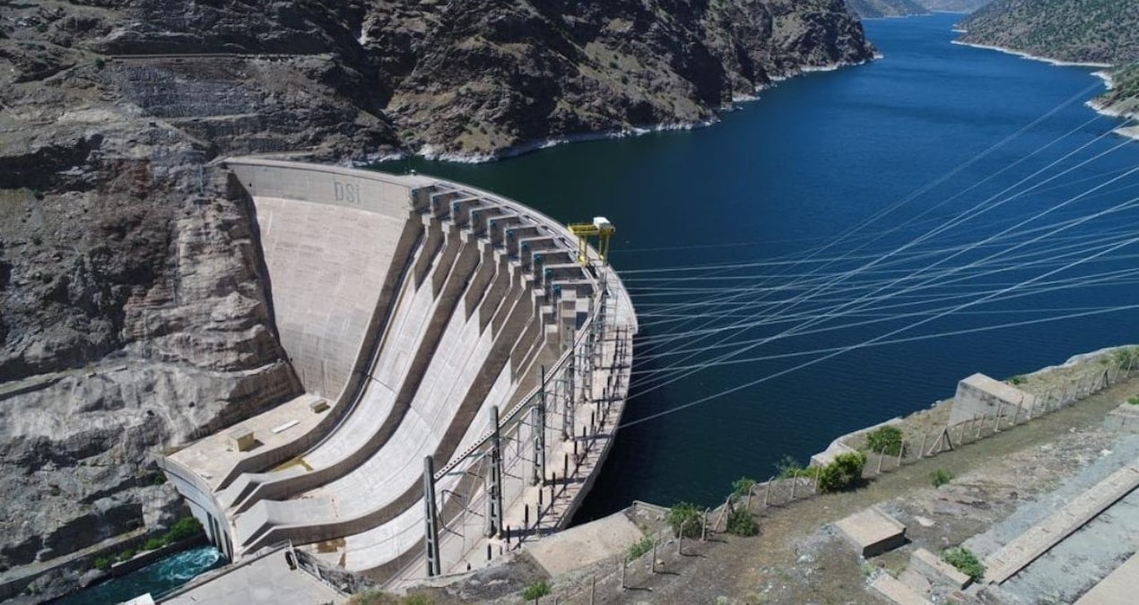 85 tonluk türbin çarkı 40 yıl sonra yenilendi